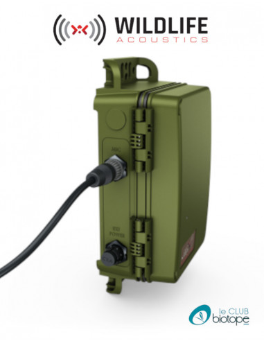 SM4BAT Wildlife Acoustics with one...